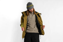 Load image into Gallery viewer, Autumn Channel Jacket 2027