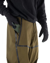 Load image into Gallery viewer, Howl Taped Snowboard Pants 2027