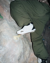 Load image into Gallery viewer, Thirtytwo Lashed Double Boa Fava Snowboard Boot 2027