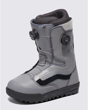 Load image into Gallery viewer, Vans Aura Pro Snowboard Boot 2025