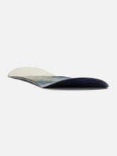 Load image into Gallery viewer, K2 Medium Snowboard 2027