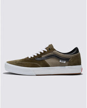 Load image into Gallery viewer, Vans Gilbert Crockett Dark Olive