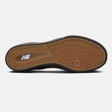 Load image into Gallery viewer, NB Numeric 272 Skate Shoes - NM272BLK Black