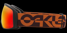 Load image into Gallery viewer, Oakley Flight Tracker L Goggles
