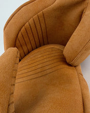 Load image into Gallery viewer, Crab Grab Chomp Mitt 2027
