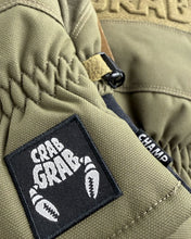 Load image into Gallery viewer, Crab Grab Champ Mitt 2027
