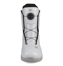 Load image into Gallery viewer, DC Women's Court Graffik Boa Snowboard Boots 2027
