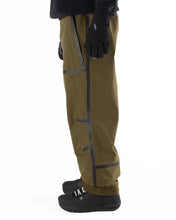 Load image into Gallery viewer, Howl Taped Snowboard Pants 2027
