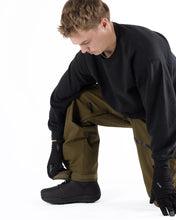 Load image into Gallery viewer, Howl Taped Snowboard Pants 2027
