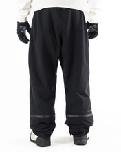 Load image into Gallery viewer, Howl Taped Snowboard Pants 2027
