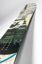 Load image into Gallery viewer, Capita Outerspace Living Snowboard 2027

