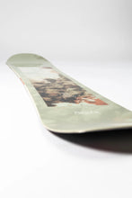 Load image into Gallery viewer, Capita Paradise Snowboard 2027

