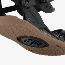 Load image into Gallery viewer, Union Strata Snowboard Binding 2027
