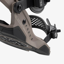 Load image into Gallery viewer, Union Force Snowboard Binding 2027
