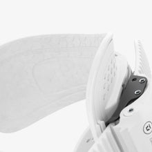 Load image into Gallery viewer, Union Trilogy Snowboard Binding 2027
