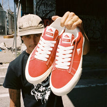 Load image into Gallery viewer, Emerica Moca Red
